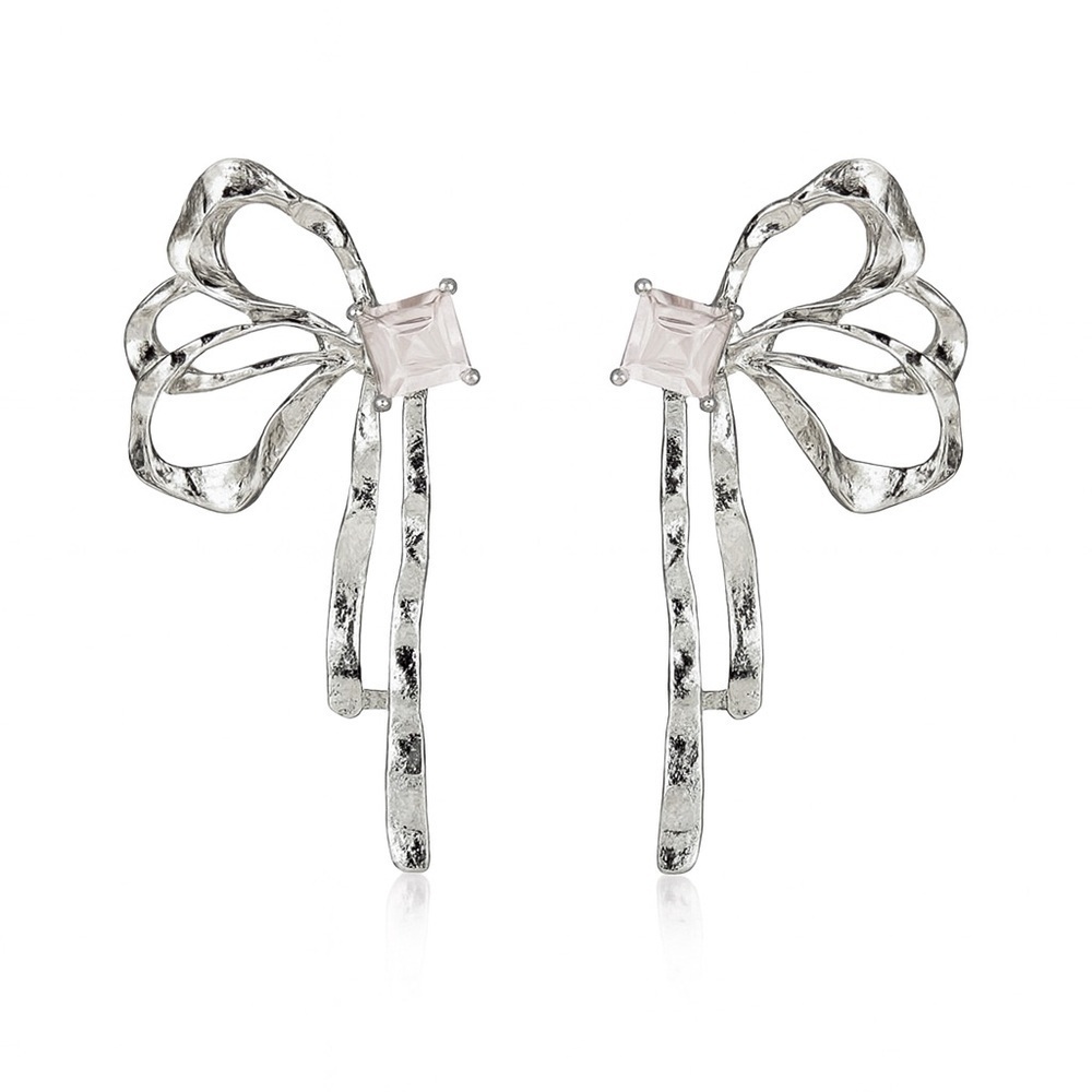 ⚜️ Elegant Silver Earrings with Pink Accents